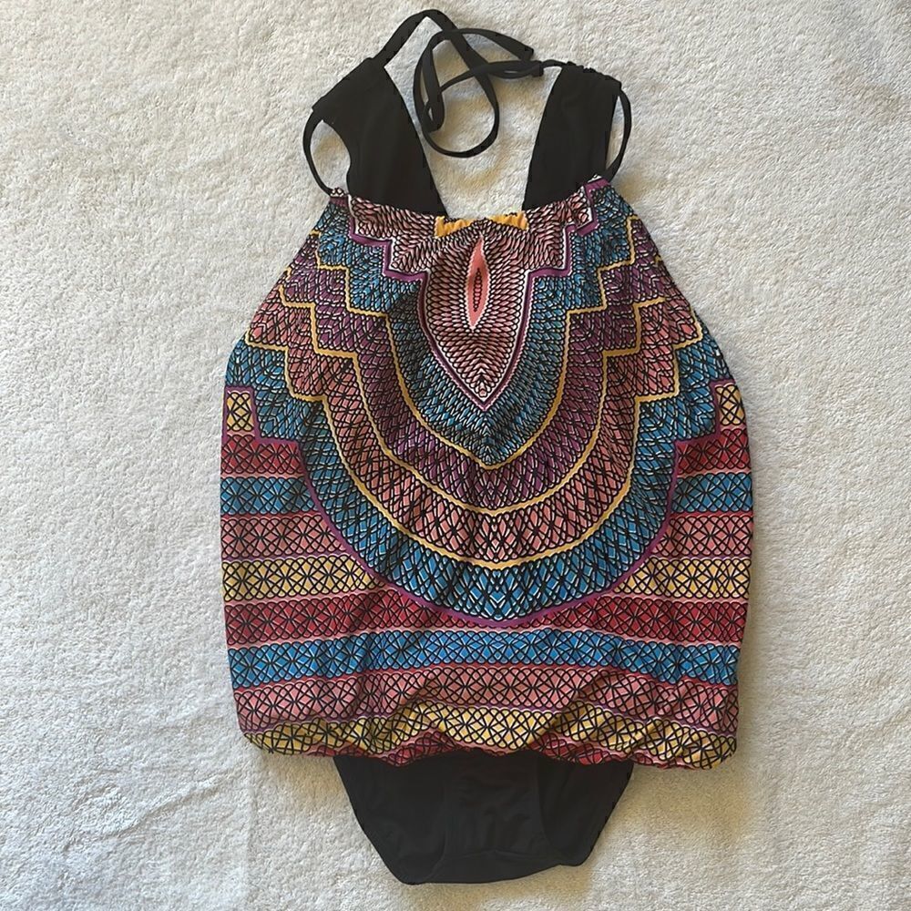 NWT Clearwater one piece swim suit. Size small. Ties around neck.